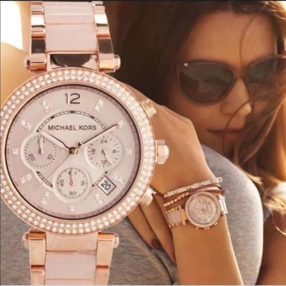 Michael Kors Rose Gold Blush Watch - Picture 1 of 14